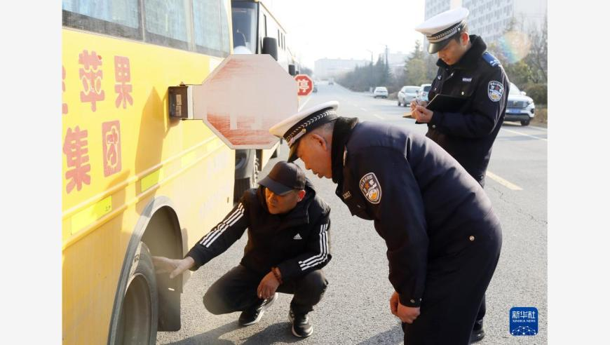 澳门一码一肖一待一中,女子炒黄金被暴涨的利润吓得报警,作答解释落实的民间信仰_精英版V15.43