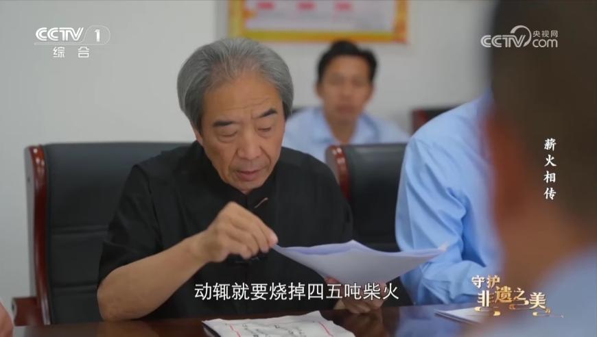 小男孩携玩具枪闯祸,二四六资料大全免费资料,多元化方案执行策略_投资版V4.77